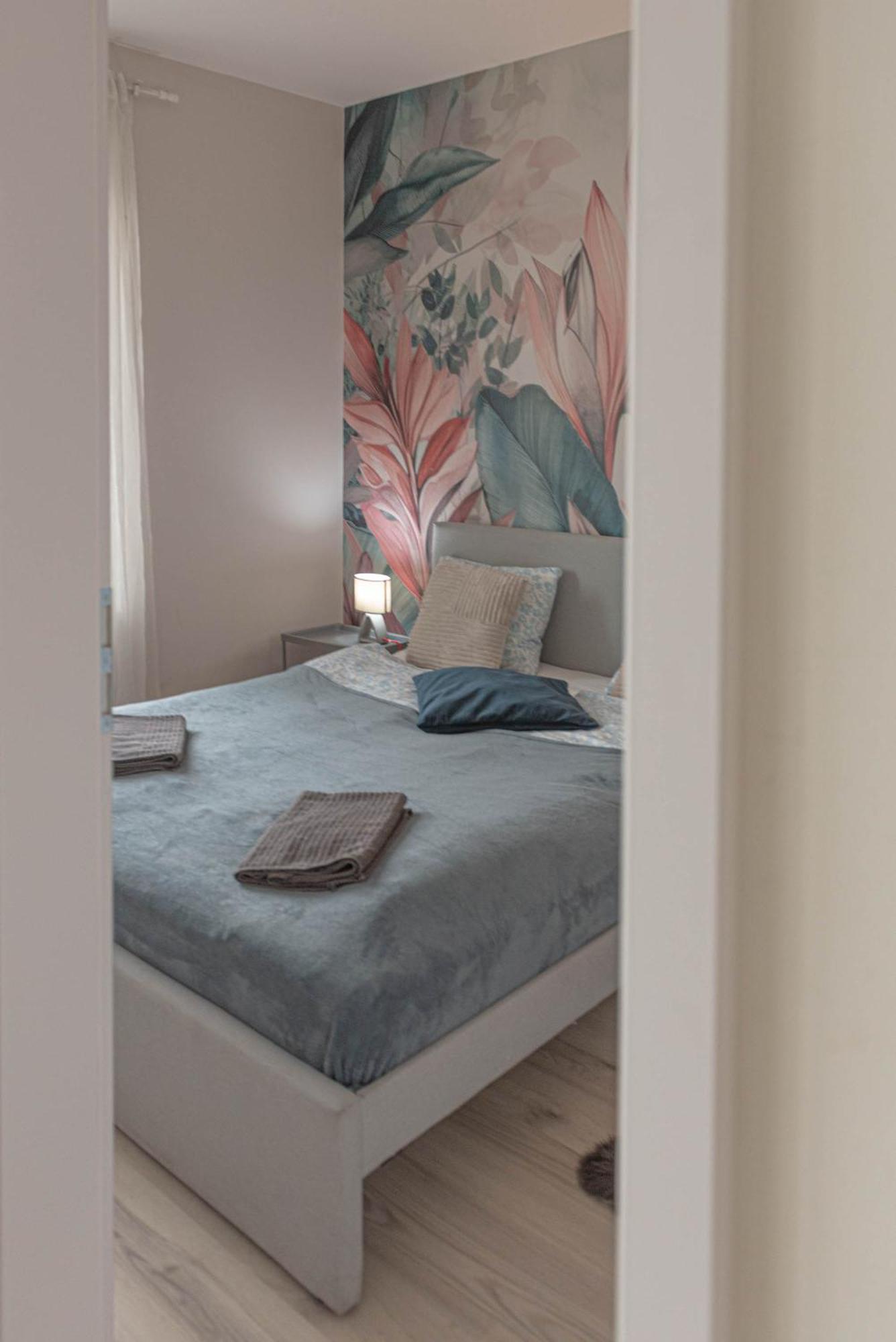 Dob36 Apartment With Free Private Parking And Balcony Budapest Exterior photo